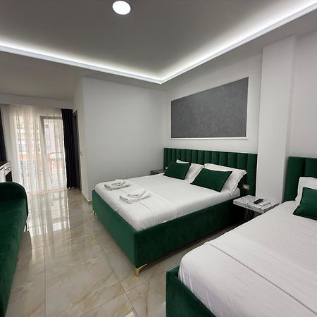 Hotel Leodori 1 Шенгін Екстер'єр фото